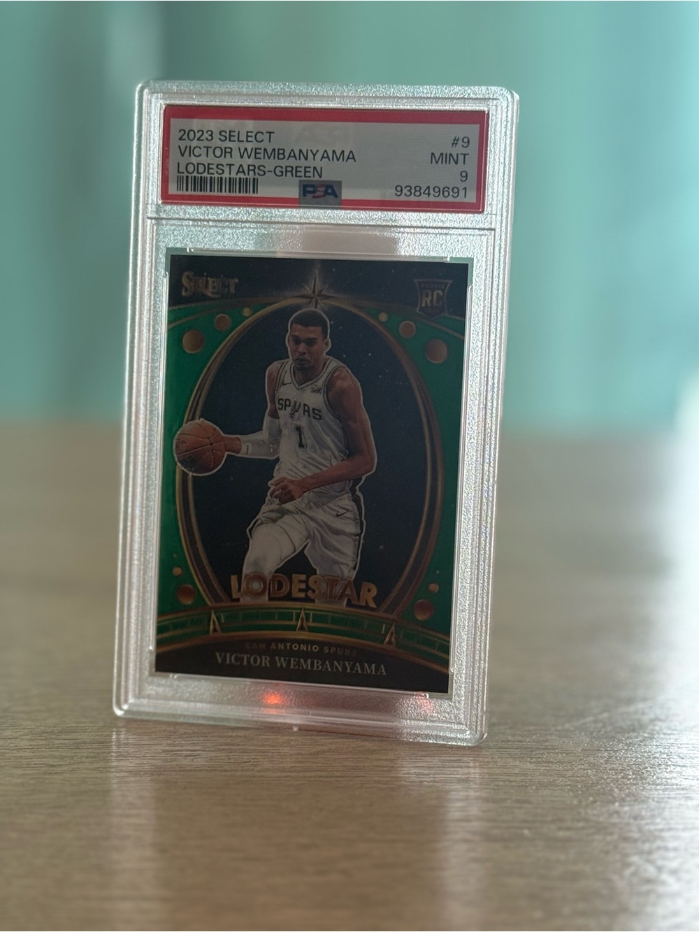2023-24 Panini Select Victor Wembanyama Lodestars Green Prizm #9 PSA 9 MINT RC